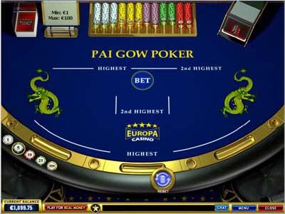 Il tavolo da gioco del pai gow poker
